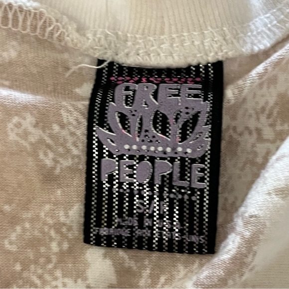 Free People Colorful Split Short Sleeve Top SP - Picture 4 of 7